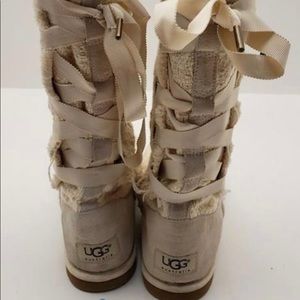 Gently used UGG Cream Boots - Sz 7